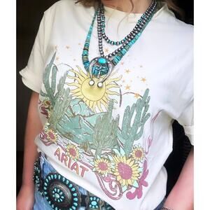 Ariat Boyfriend Western Tee Shirt Desert Dreaming Womens Large XL Cream Flowers